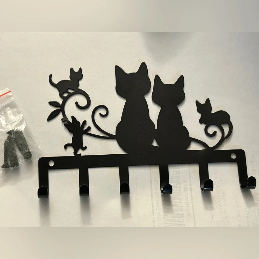 N/A cat sleek spaces